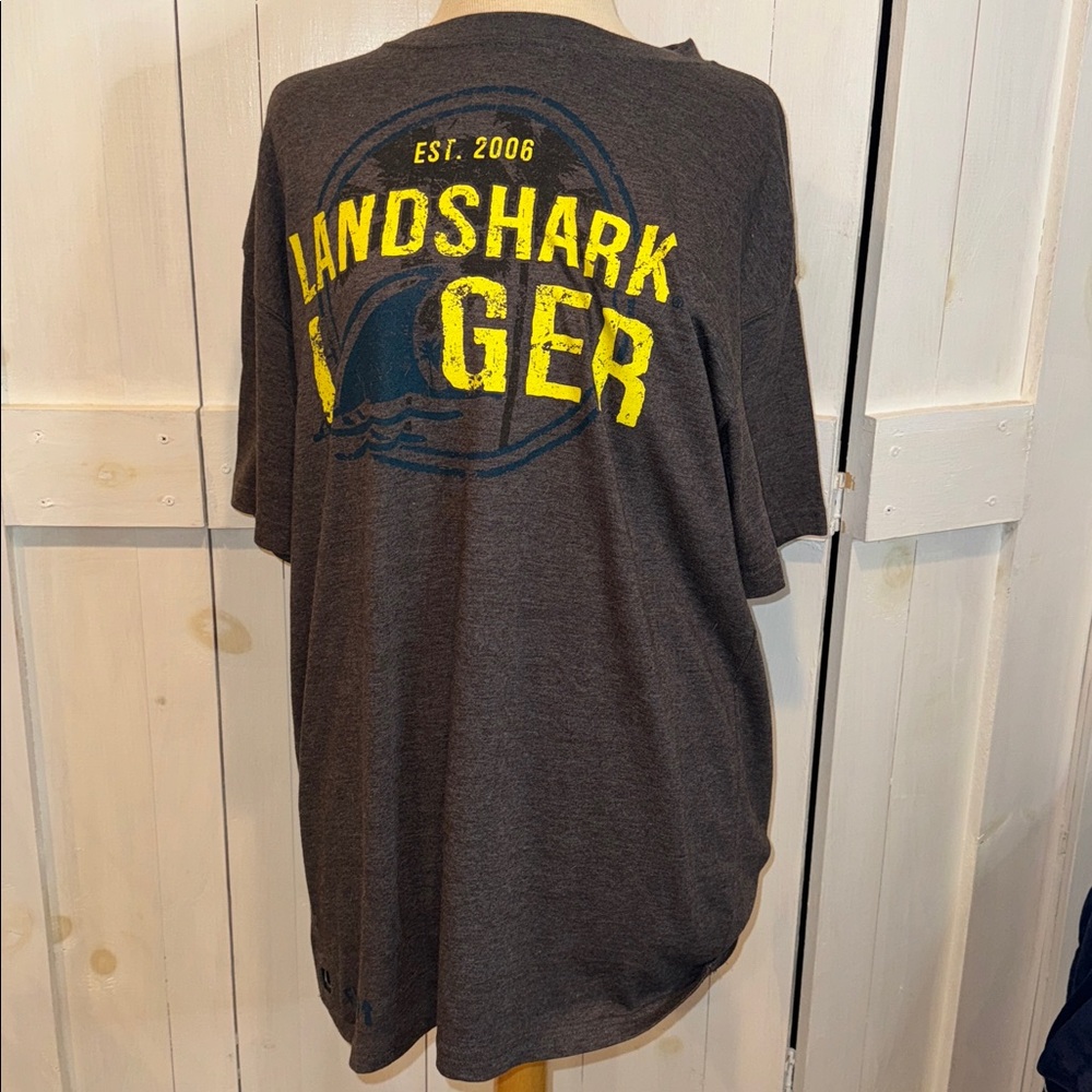 NWT Universal Studios Landshark Lager Graphic T-Shirt With Bottle Opener